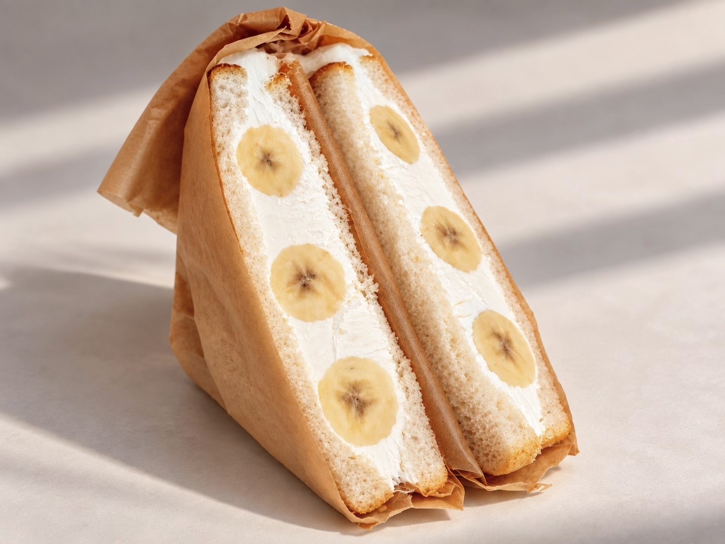 Banana cream sando